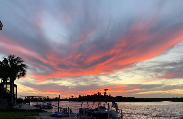 Water Front Home avec une vue imprenable, couchers de soleil et une sensation de Beach House