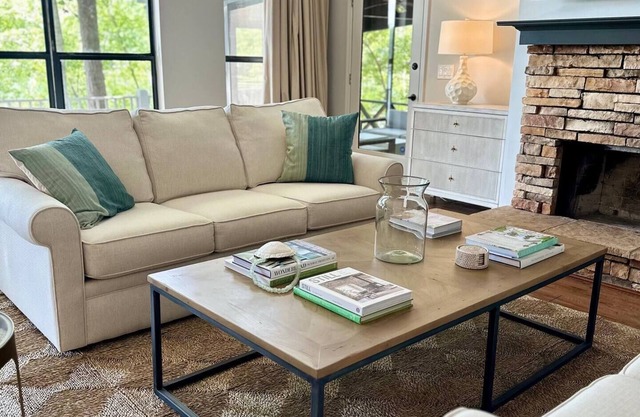 Newly updated home in Little Kowaliga set between Real Island and Parker Creek