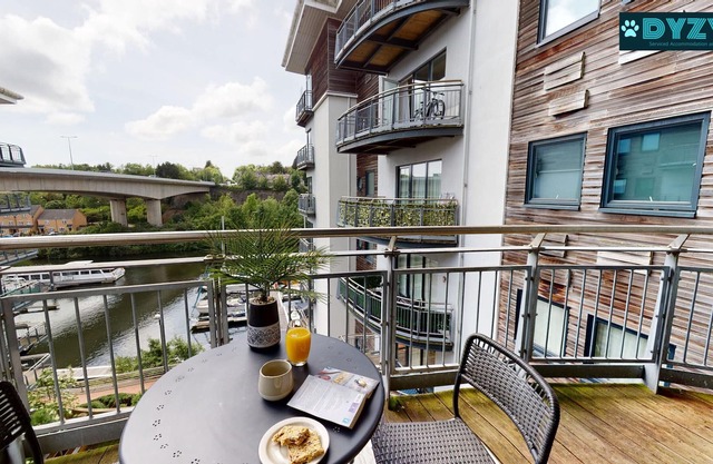 Water Views - Parking - Balcony - Pets Allowed