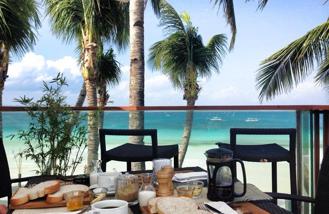 Watercolors Boracay Dive Resort