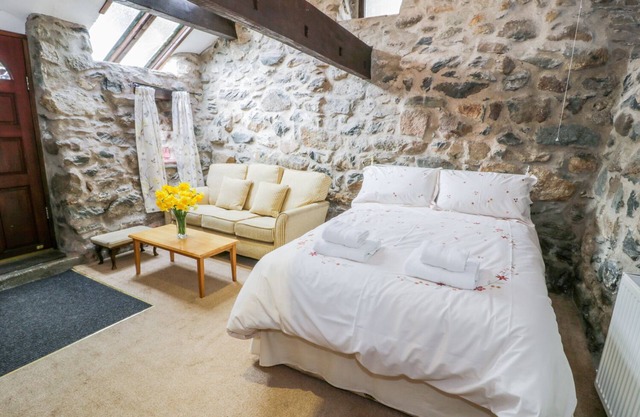 Waterfall Cottage