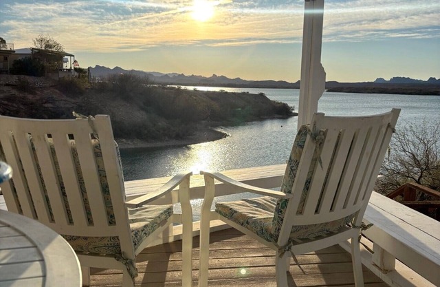 Waterfront 2 Bd / 2 Ba Lake Havasu Location de vacances