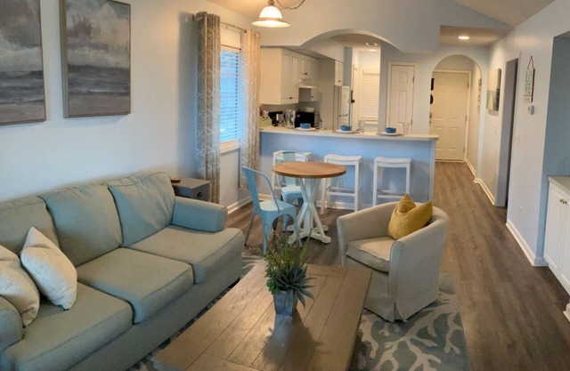 WATERFRONT 2 Bed/2Bath Condo near North Myrtle Beach and Cherry Grove