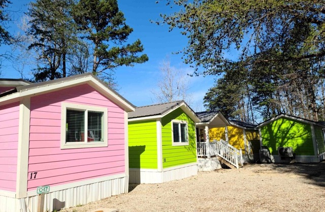 Waterfront 2 Bed Tiny Home #18