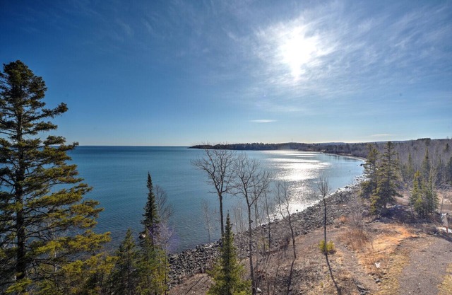 NEW - Waterfront Two Harbors Condo - Pool/Hot Tub (2BR)