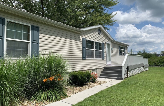 Waterfront 3 Bedroom 2 Bath Home avec DOCK!