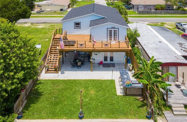 Waterfront 4BR 6+Crib 3BA+Study/Gm Rm Kayak jetski