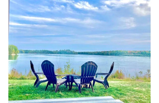 Waterfront -Taunton Bay Galley APT