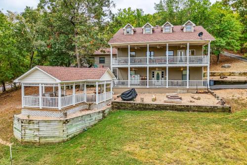 Waterfront Beaver Lake House with Deck and Fire Pit!