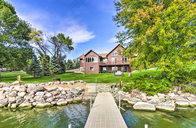 NOUVEAU! Bord de l'eau Big Stone Lake Accueil w / Dock & Views