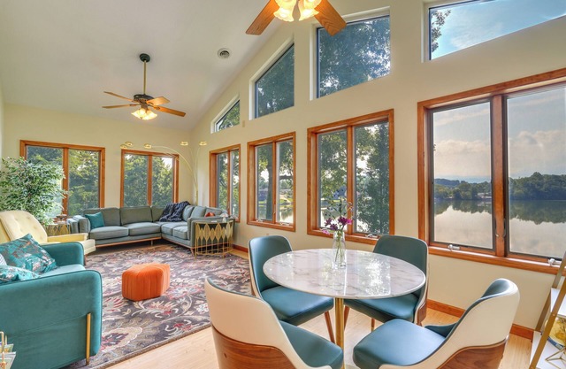 Waterfront Bristol Area Retreat w/ Boat Dock