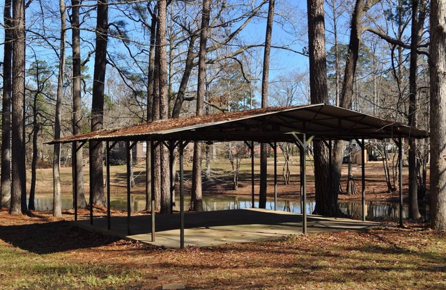 Waterfront Cabin at Six Mile Boat Ramp on Lake Toledo Bend