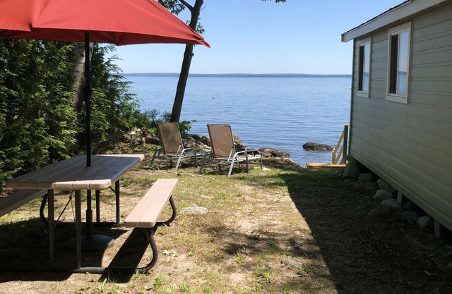 Bord de l'eau Location hebdomadaire sur le lac Sebago!