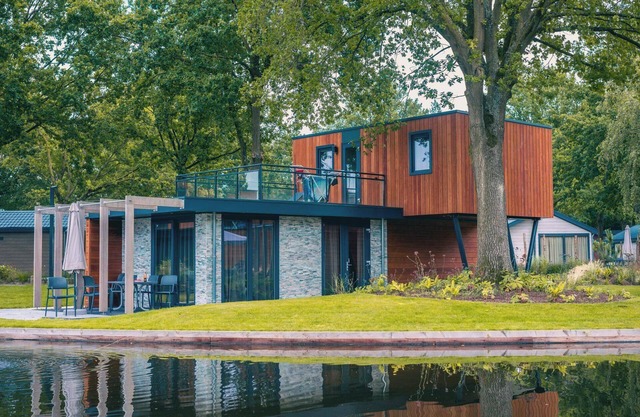 Chalet indépendant composé de 3 chambres à coucher et de 2 salles de bain