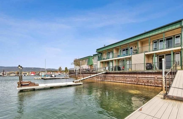 Waterfront Condo - Easy Lake Access, Private Boat Dock