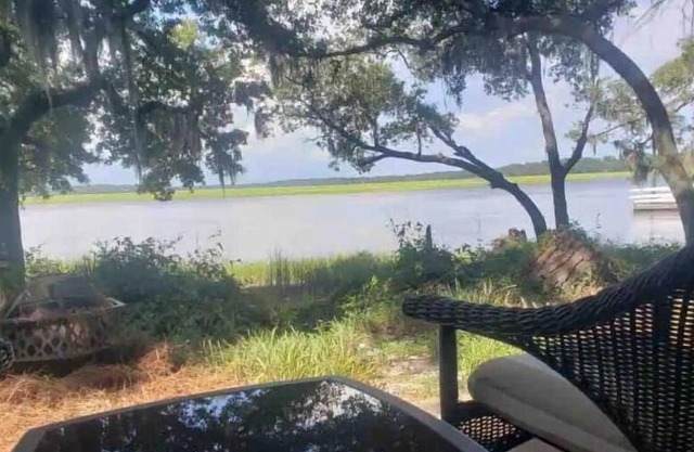 Waterfront Condo Getaway