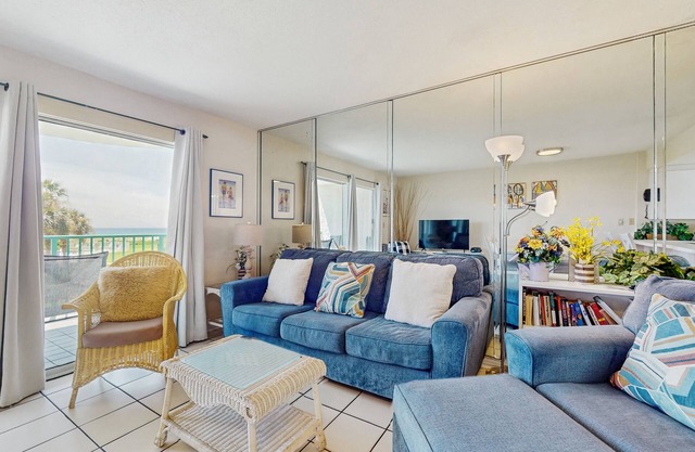 NOUVEAU! Waterfront condo w / piscine partagée et bain à remous-près de la plage à Plantation Palms