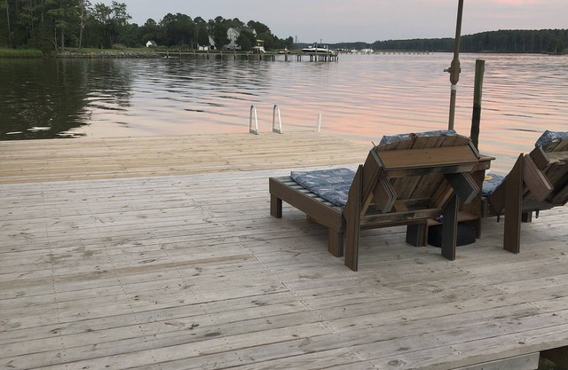 Charming Riverfront Guest Cottage d'une chambre