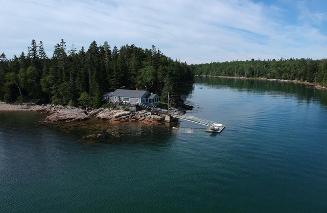 Waterfront Downeast Maine Cottage