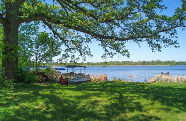Waterfront Eagle Lake Home w/ Yard & Deck