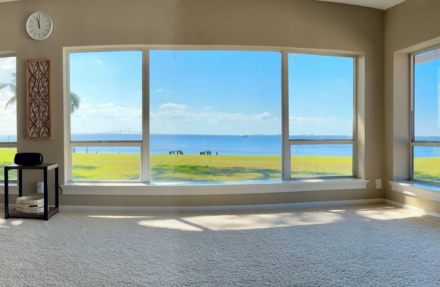 Waterfront Estate House avec vue imprenable sur Sunshine Skyway