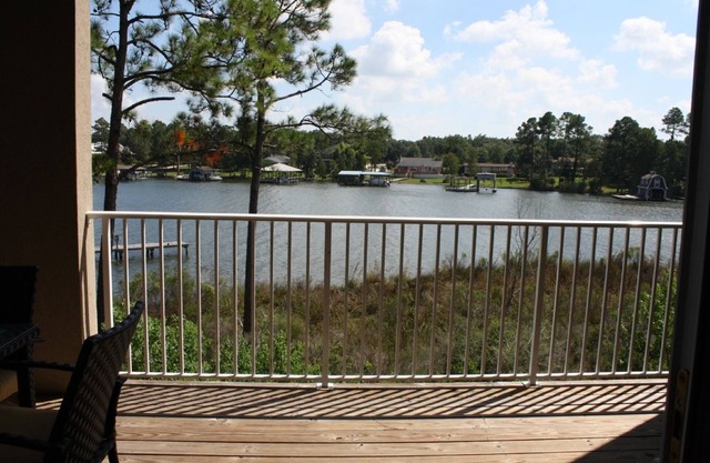 Waterfront Condo, Peaceful & Quiet, Snowbirds Bienvenue Dans Mars et Avril!