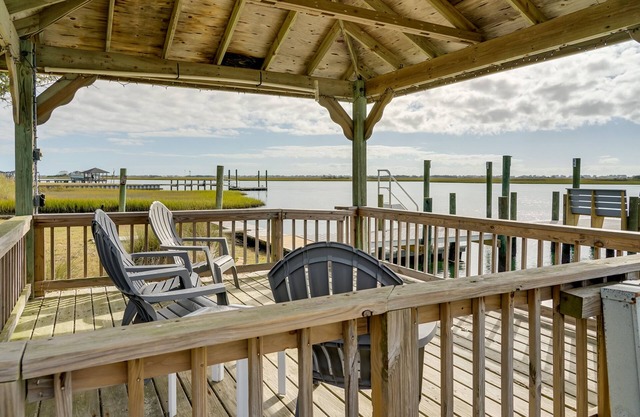 Waterfront Hampstead Home: Dock & Waterway Access!