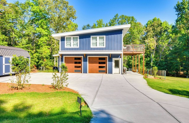 Waterfront Hartwell Apartment w/ Dock Access!