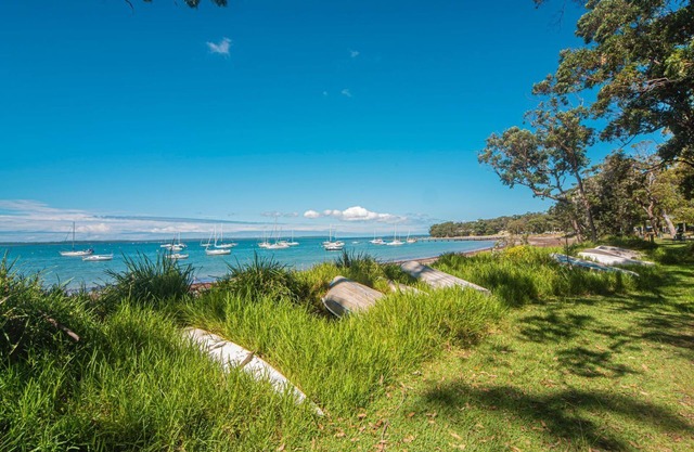 Waterfront Haven - Pet & Child Friendly