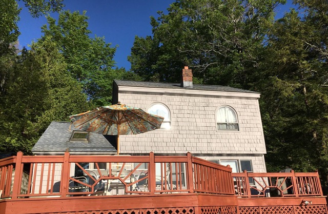 Waterfront Home, Amazing Mountain Views, Lake Bomoseen
