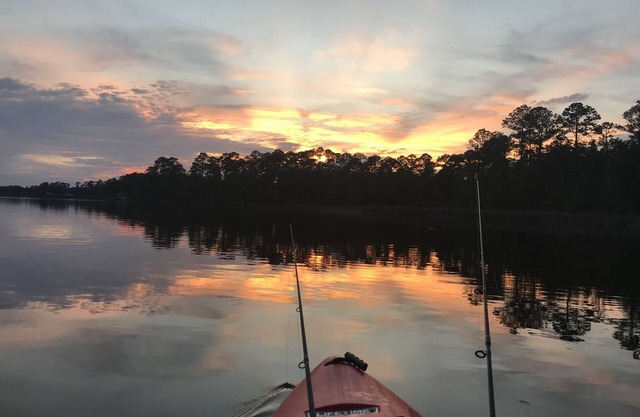 Waterfront Home W/ Boat Dock, Kayaks, Fishing poles and More!!