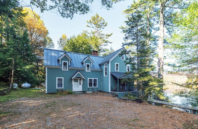 Waterfront Home w/ Fireplace near Sunday River
