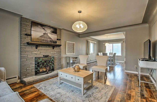 Waterfront Home w / Shared Dock sur Lake St. Clair!