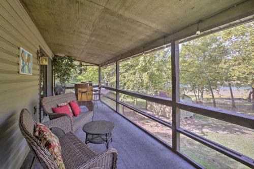 Waterfront Home with Fire Pit on Table Rock Lake