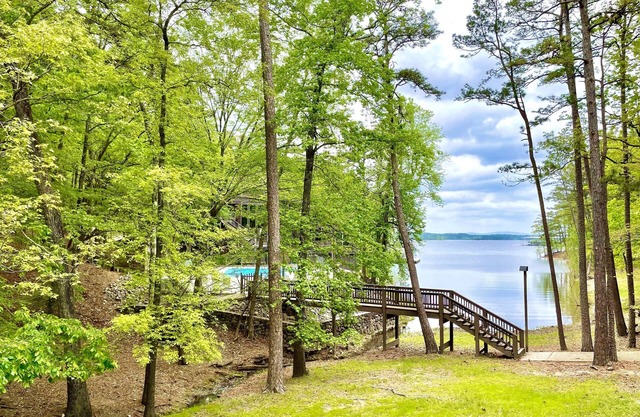 Bord de l'eau, copropriété avec vue sur le lac à Ouachita à Mountain Harbour