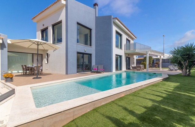 Villa en bord de mer à Sa Torre
