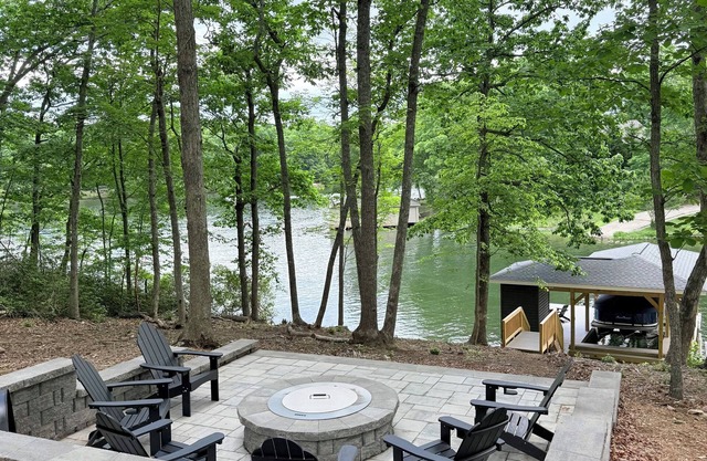 NEW CONSTRUCTION: Laid Back at Lake Anna 2.0, beautiful home, deep water cove!