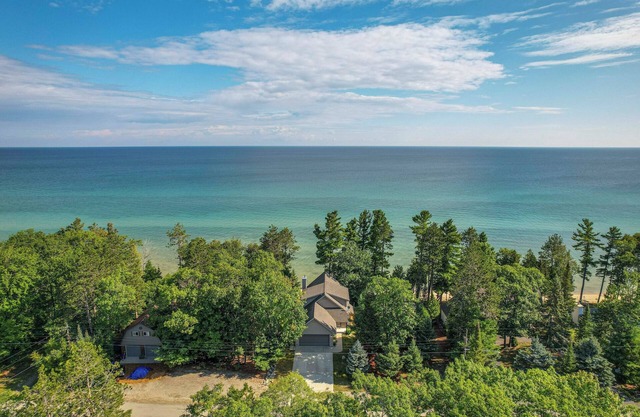 Waterfront Lake Huron Getaway w/ Private Beach!