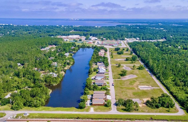 Waterfront Lake & Beach House w/ BBQ, deck, & more