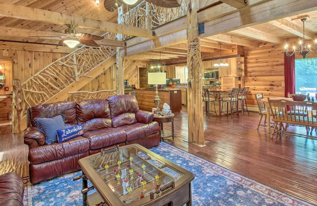 NEW! Waterfront Log Cabin w/ Hot Tub & Fire Pit!