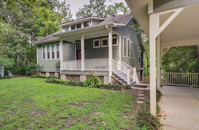 Waterfront Loranger Cottage w/ Deck & Grill!