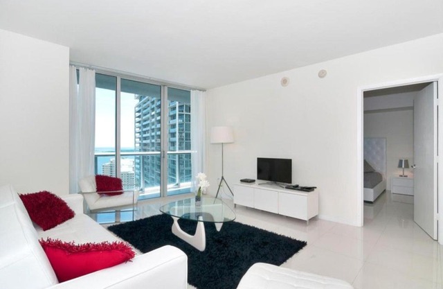 Waterfront Luxury 1 Bedroom IconBrickell with View
