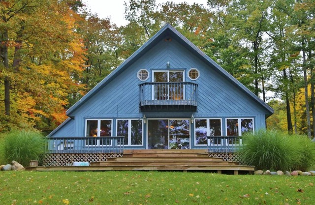 Waterfront Luxury Vacation Home directement sur le lac Hubbard