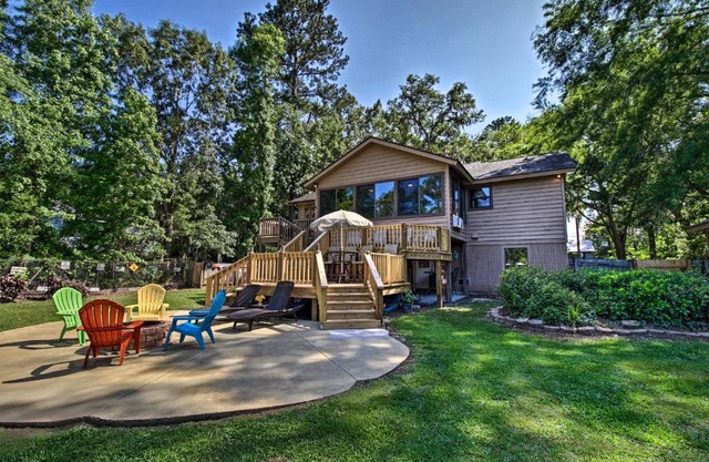 Waterfront Midway Home with Sunroom and Large Yard