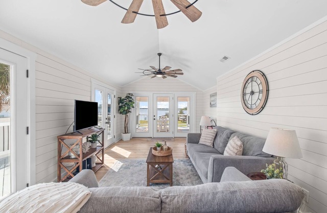 Waterfront Oasis Minutes From The Beach