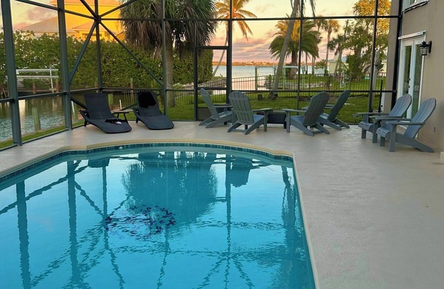 Waterfront Oasis - Saltwater Pool - Private Dock - Backyard Fishing!