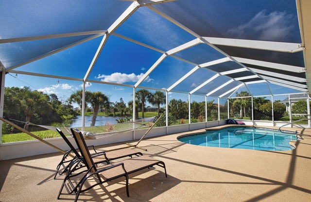 Waterfront private salt water pool house with lanai & incredible panoramic views