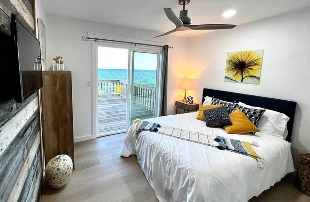 Waterfront, private with unobstructed water ￼views & only 10 minutes to Destin!