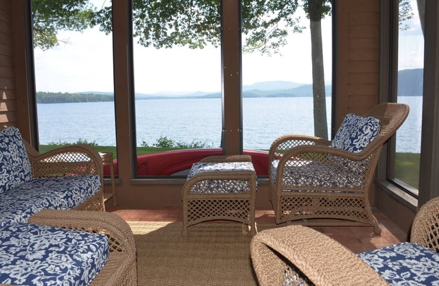 Frente al renovado Adosado Newfound Lake 2 playas Tenis de amarre 2 kayaks