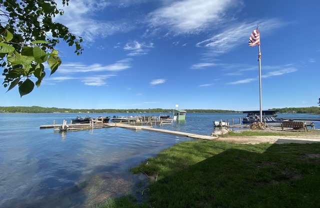 Waterfront RV site A Full Hook-up with Dock